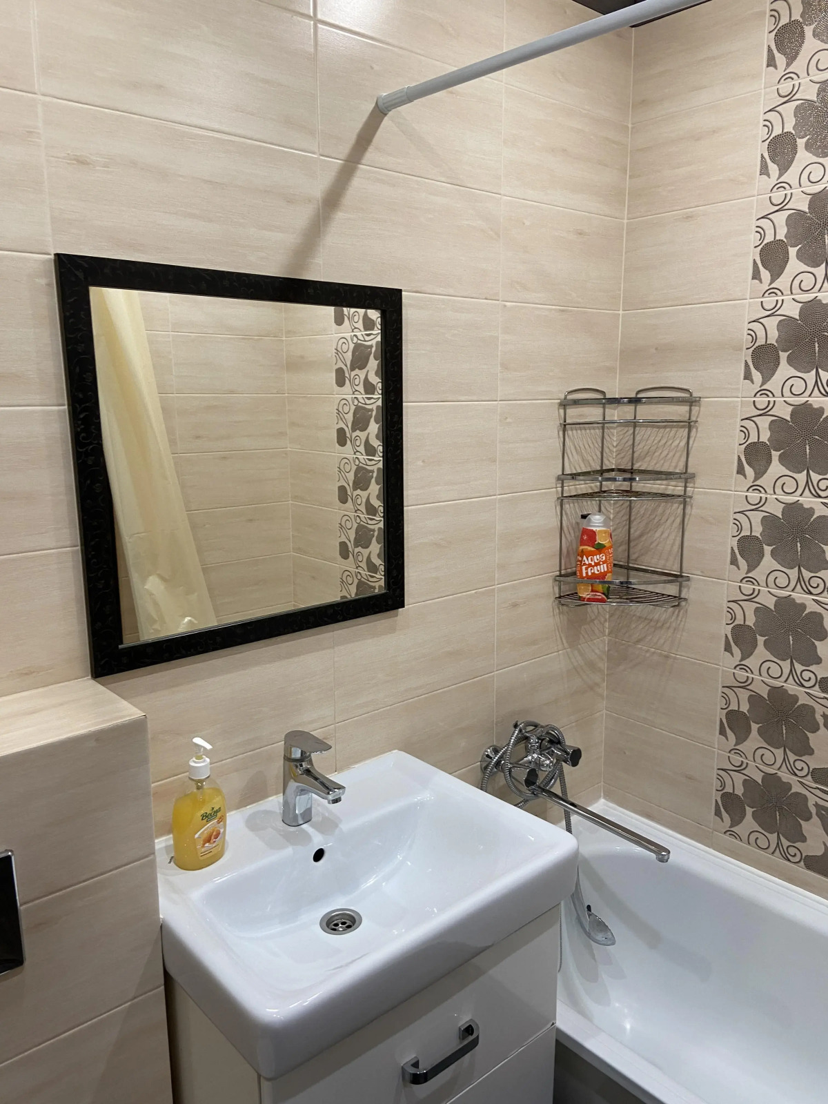 Апартаменты на улице Возрождения 47