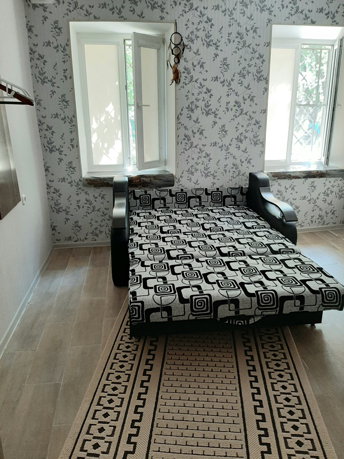 Трехкомнатная квартира в центре на Попцова