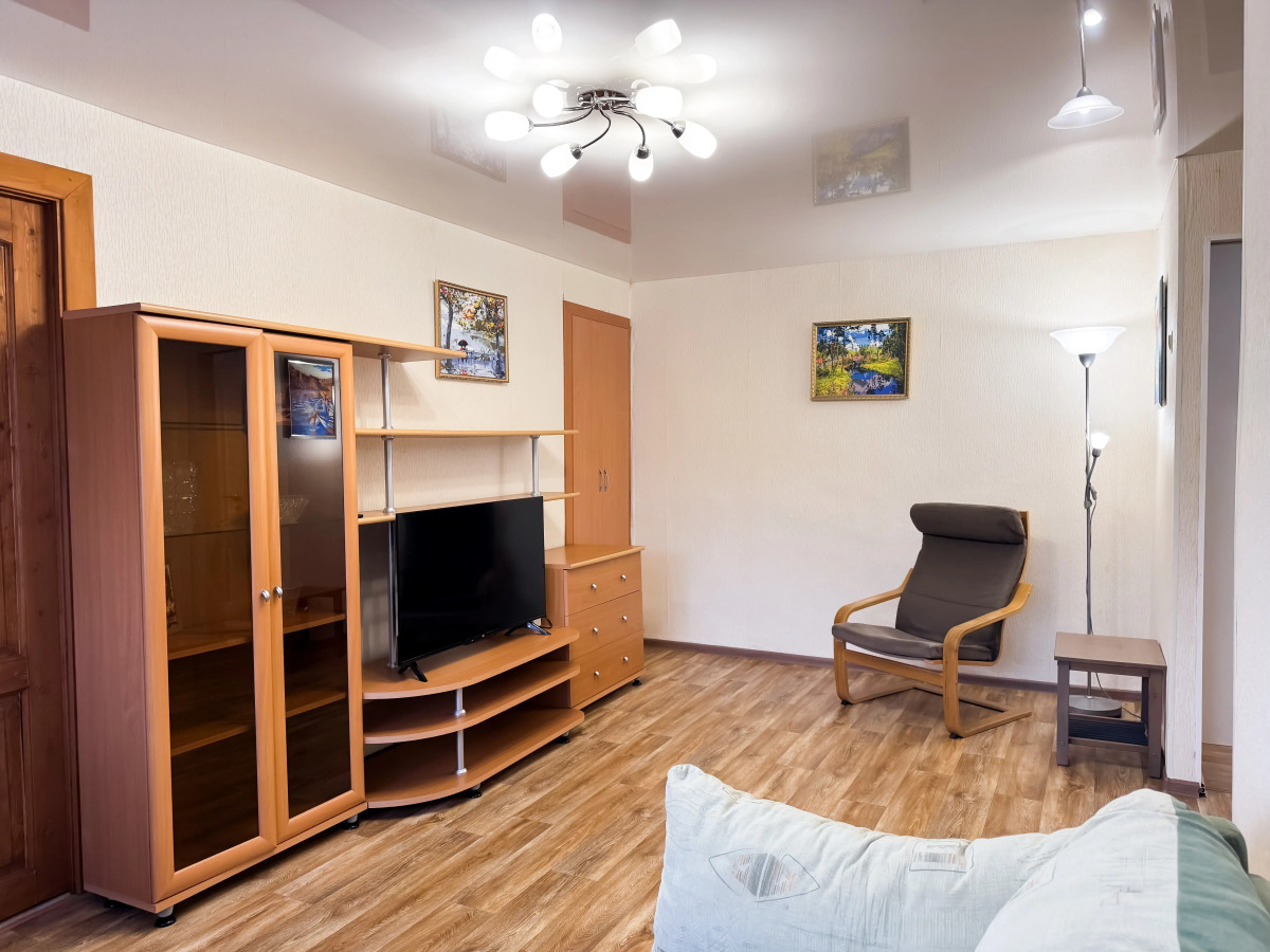 Квартира 2-комнатная на Карла Маркса 9