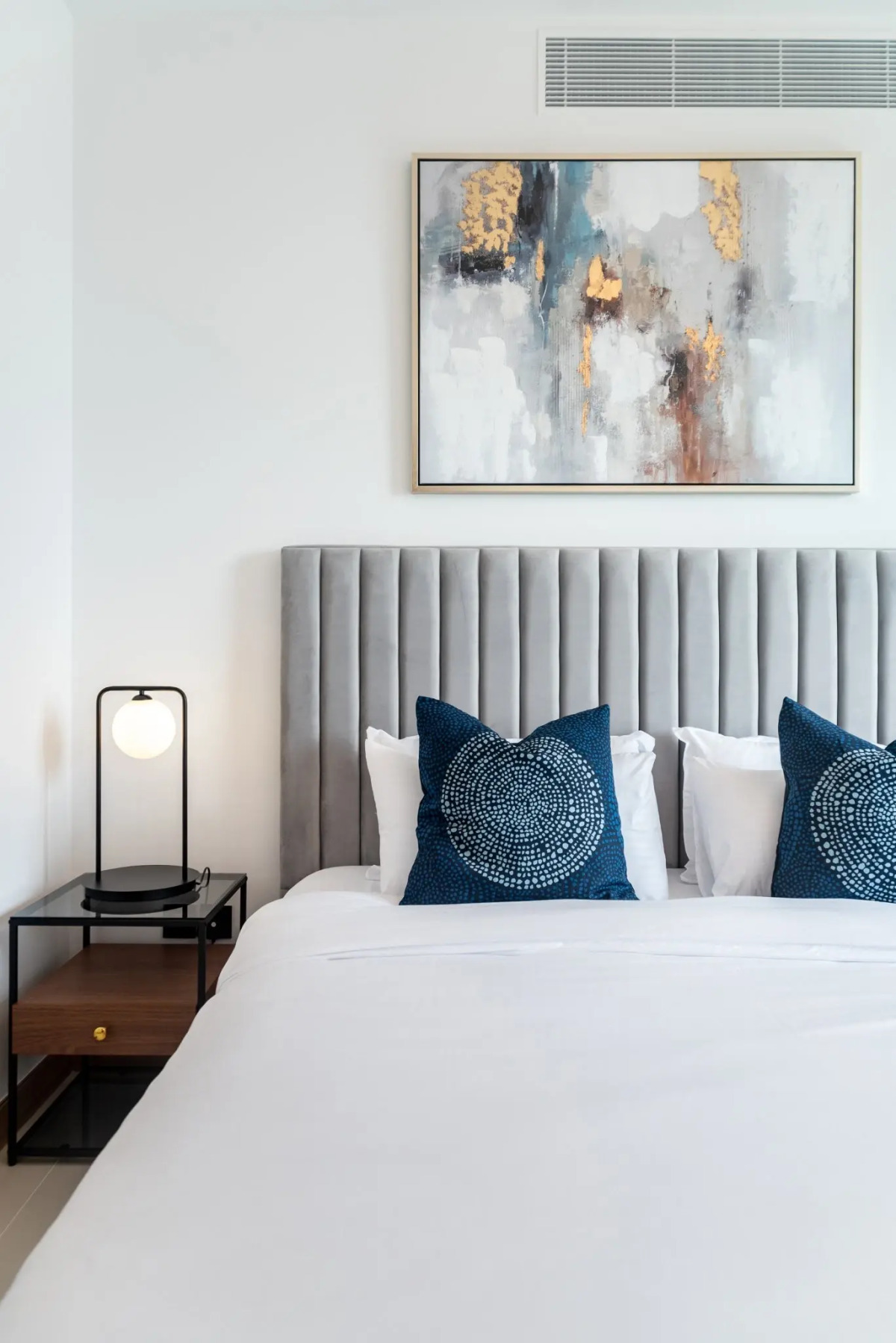 Апартаменты Welcome Home in Vida Residences