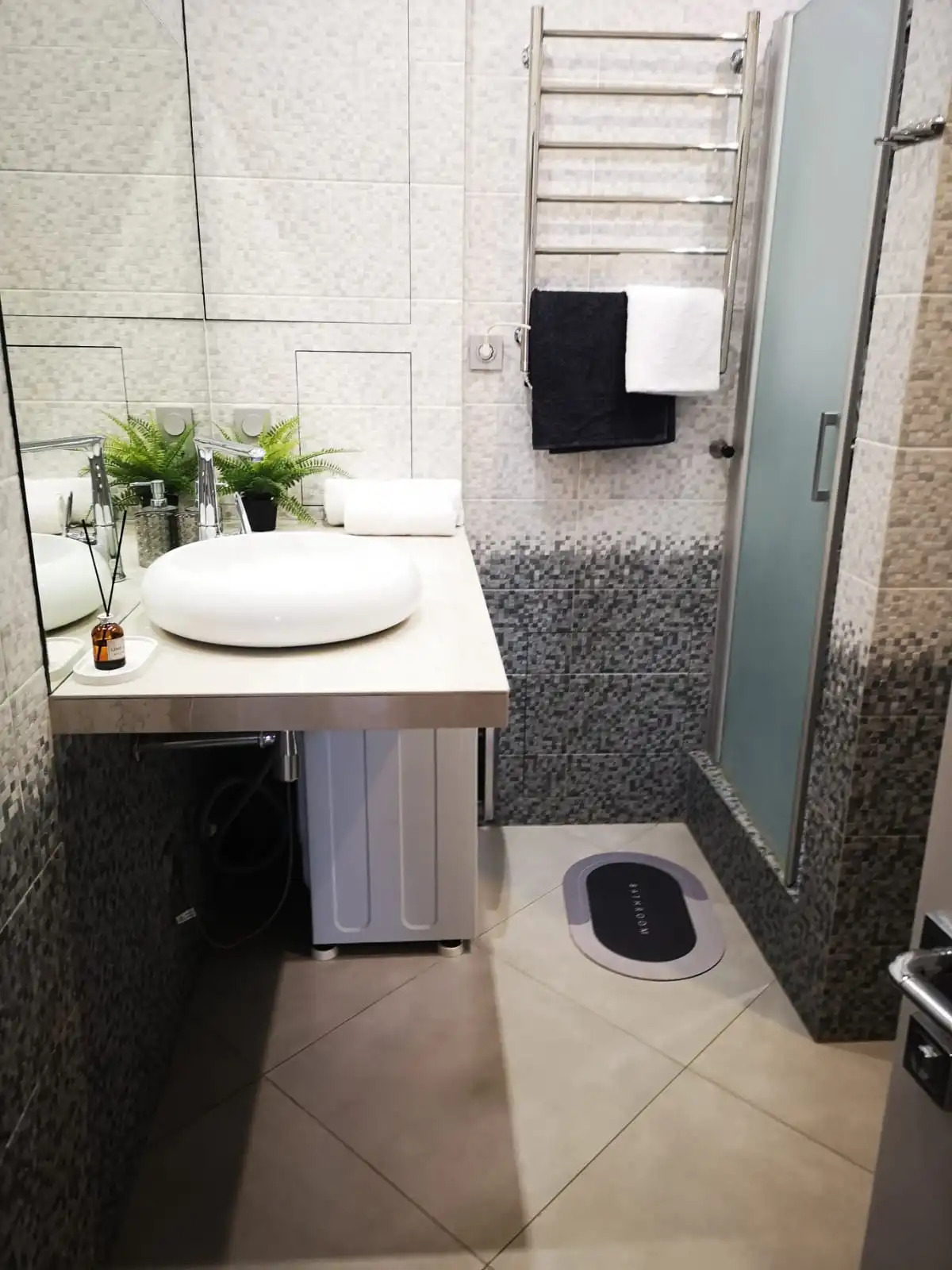 Апартаменты на Революции