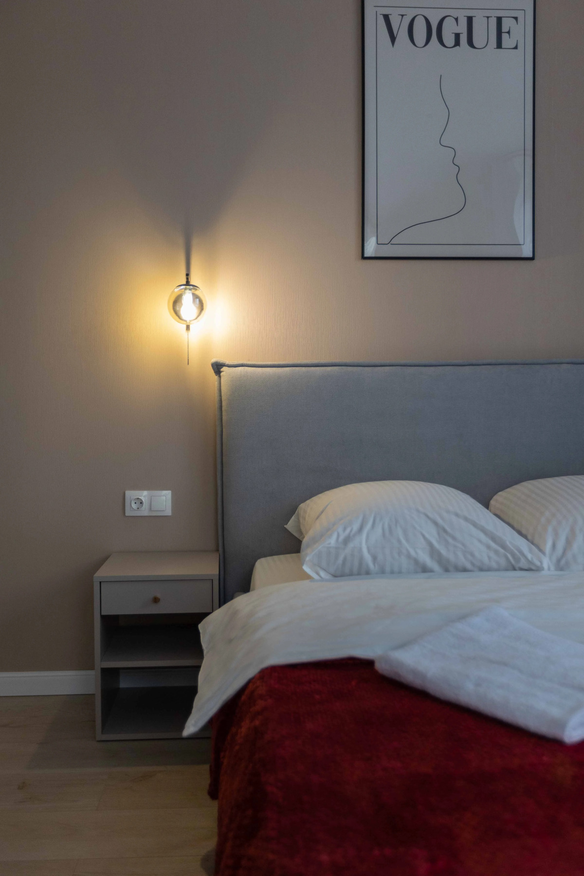 Апартаменты студия на Летчика Грицевца