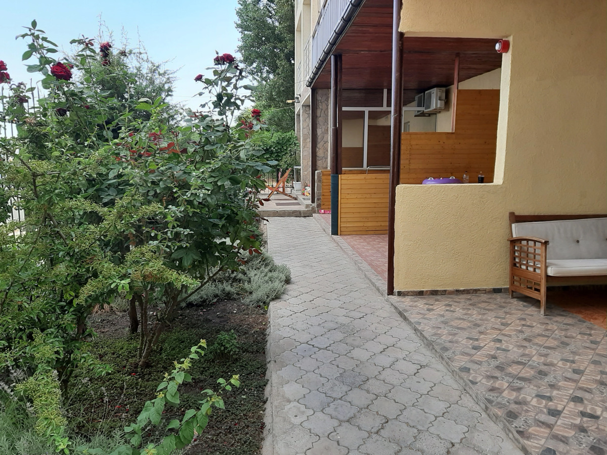 Отель Золотые Пески