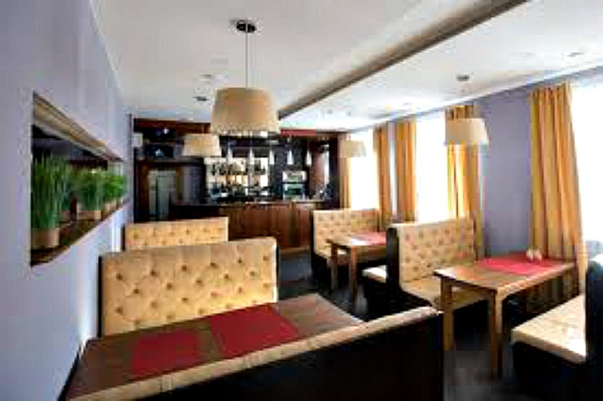 Отель Бригантина