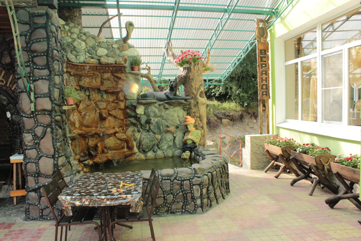 Гостиница Кристалл