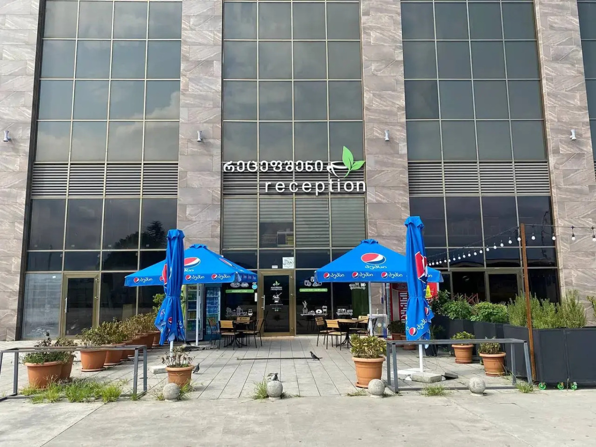 Апарт-отель на берегу моря, Porta Batumi Tower