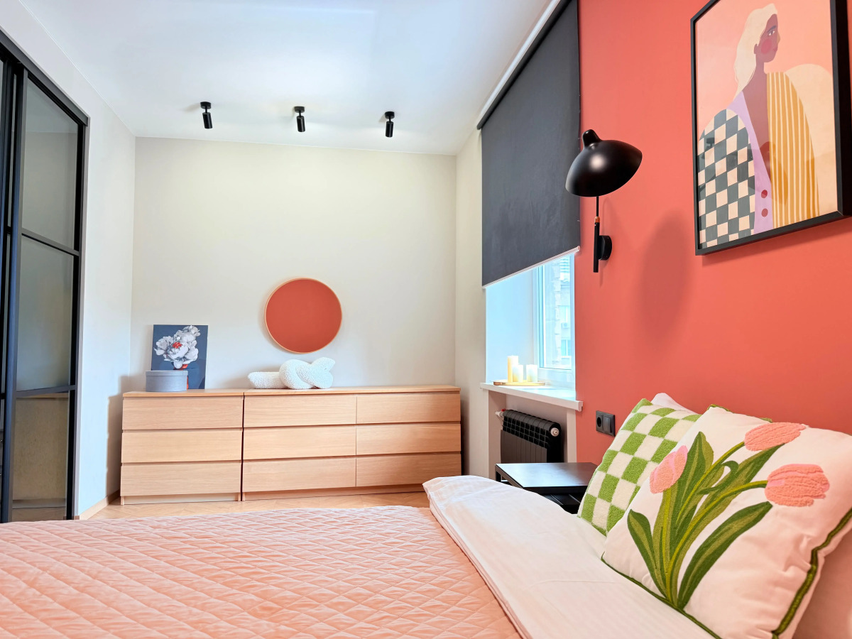 Квартира Роскошная двухкомнатная квартира в сталинке с видом на Аллею Героев