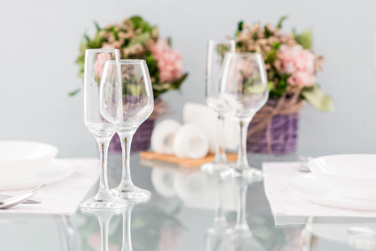 Апартаменты Тихая студия 38кв.м,напротив Центрального Парка,вокзал пешком