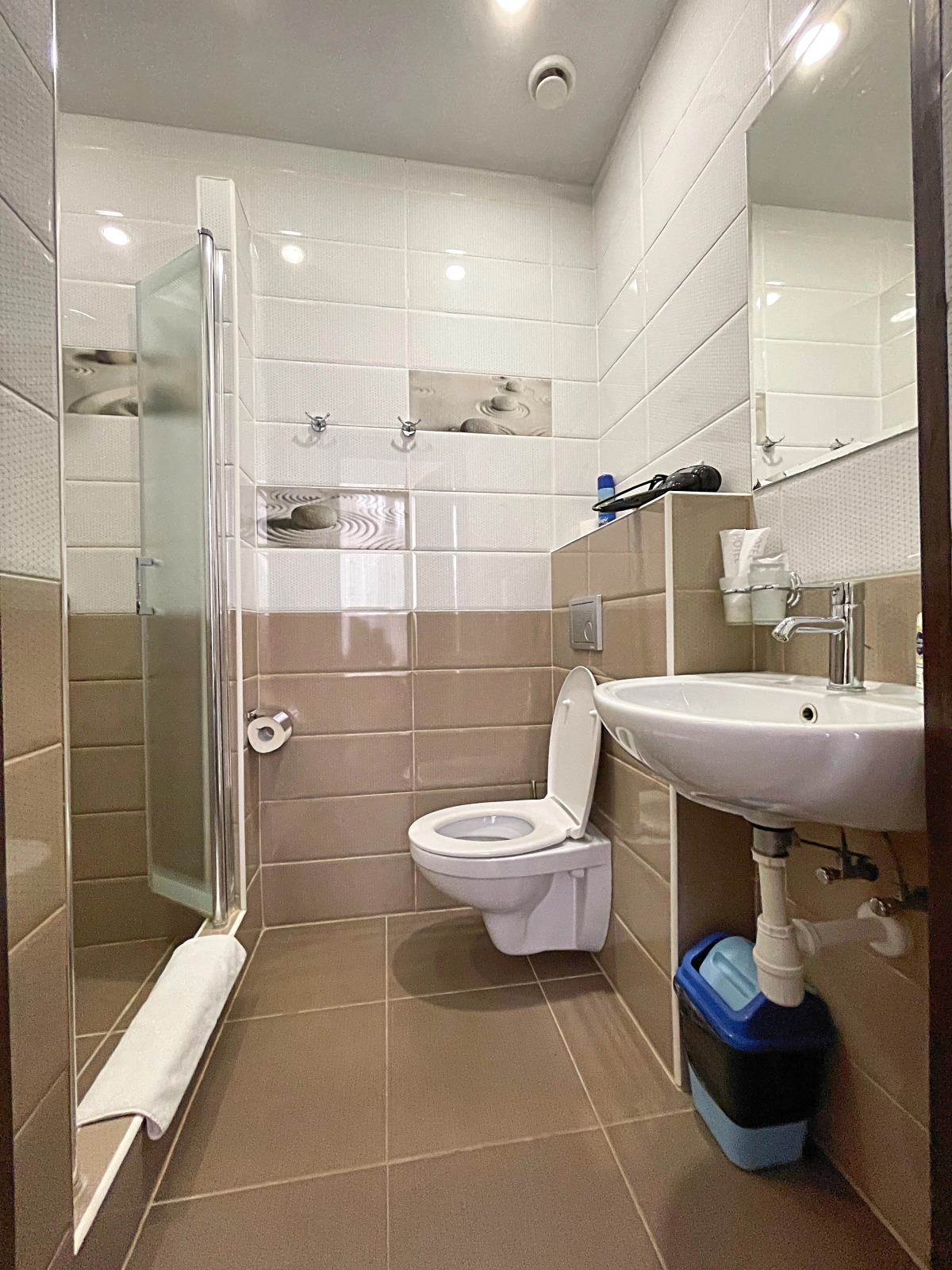 Отель Very Hotel