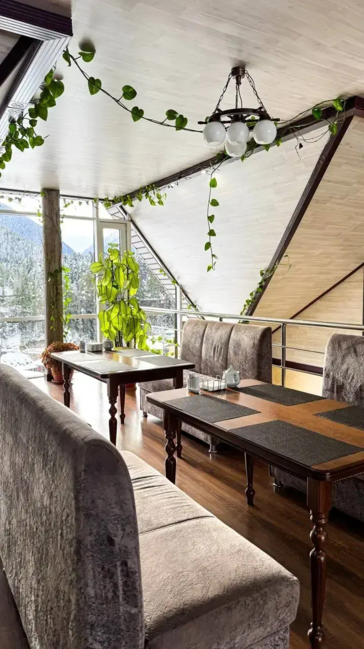 Отель Кавказ