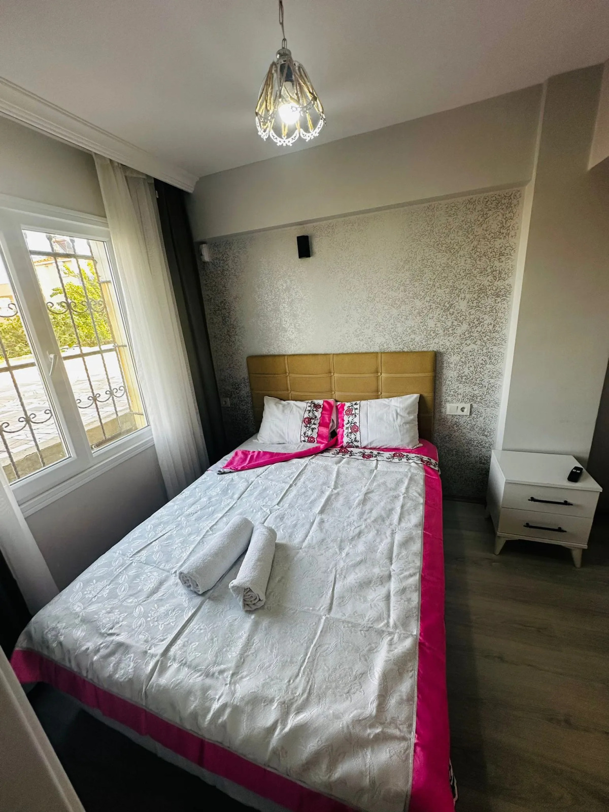 Отель Airport Black Sea Hotel & Restaurant