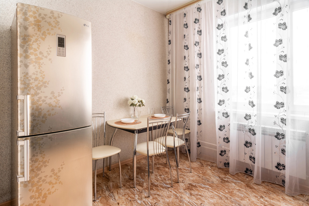 Квартира двухкомнатная Stepanenkov Родионова 43