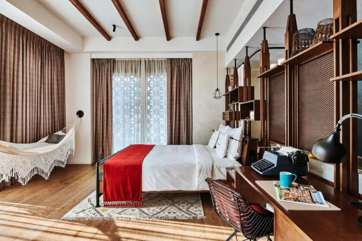 Отель 25hours Hotel Dubai One Central