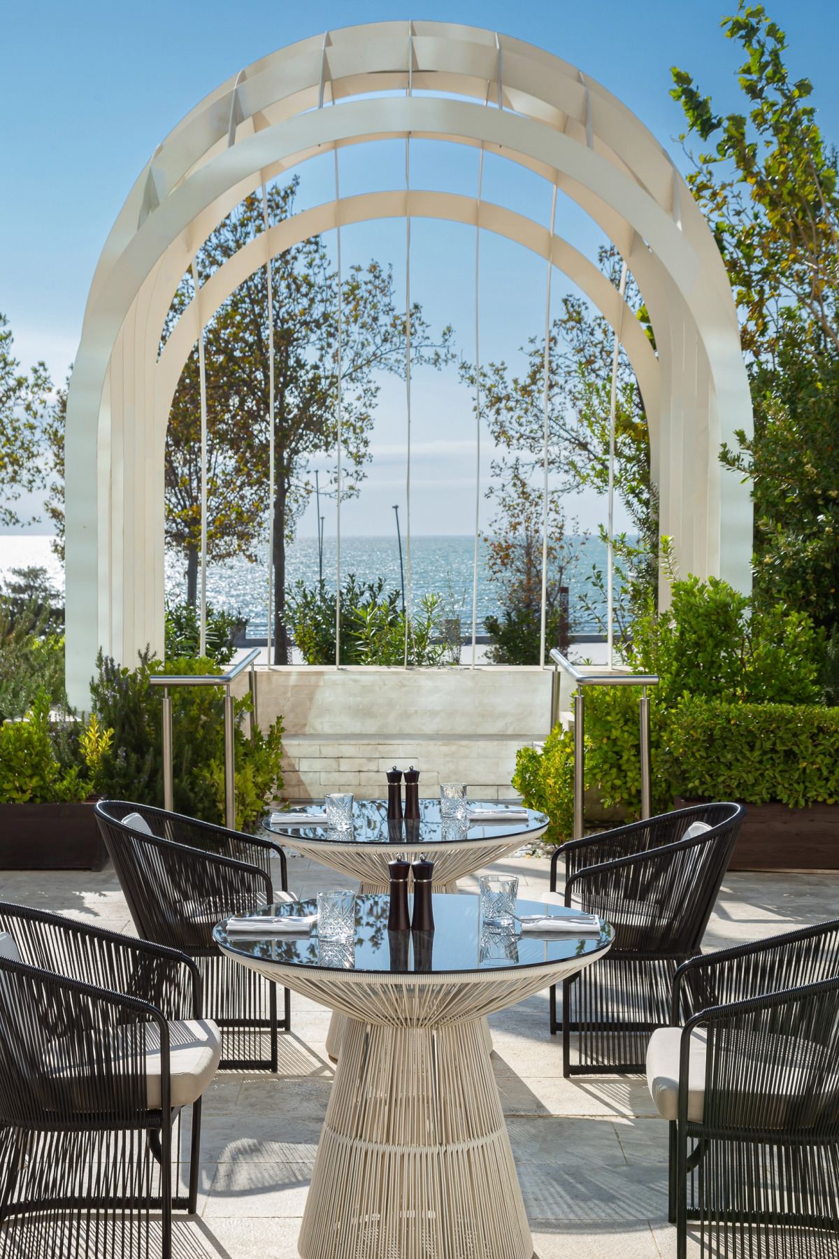 Отель Baku Marriott Hotel Boulevard