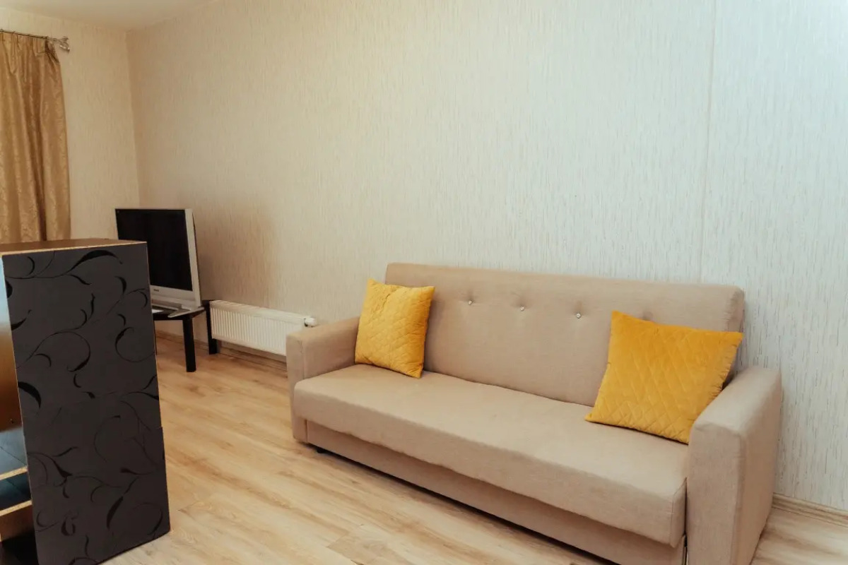 Апартаменты на Революции 48а