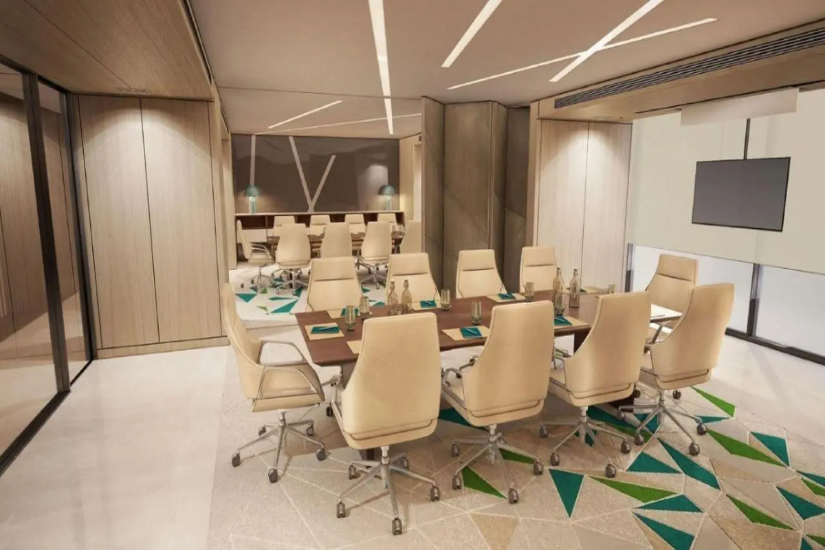 Holiday Inn Dubai al-Maktoum Airport, an IHG Hotel