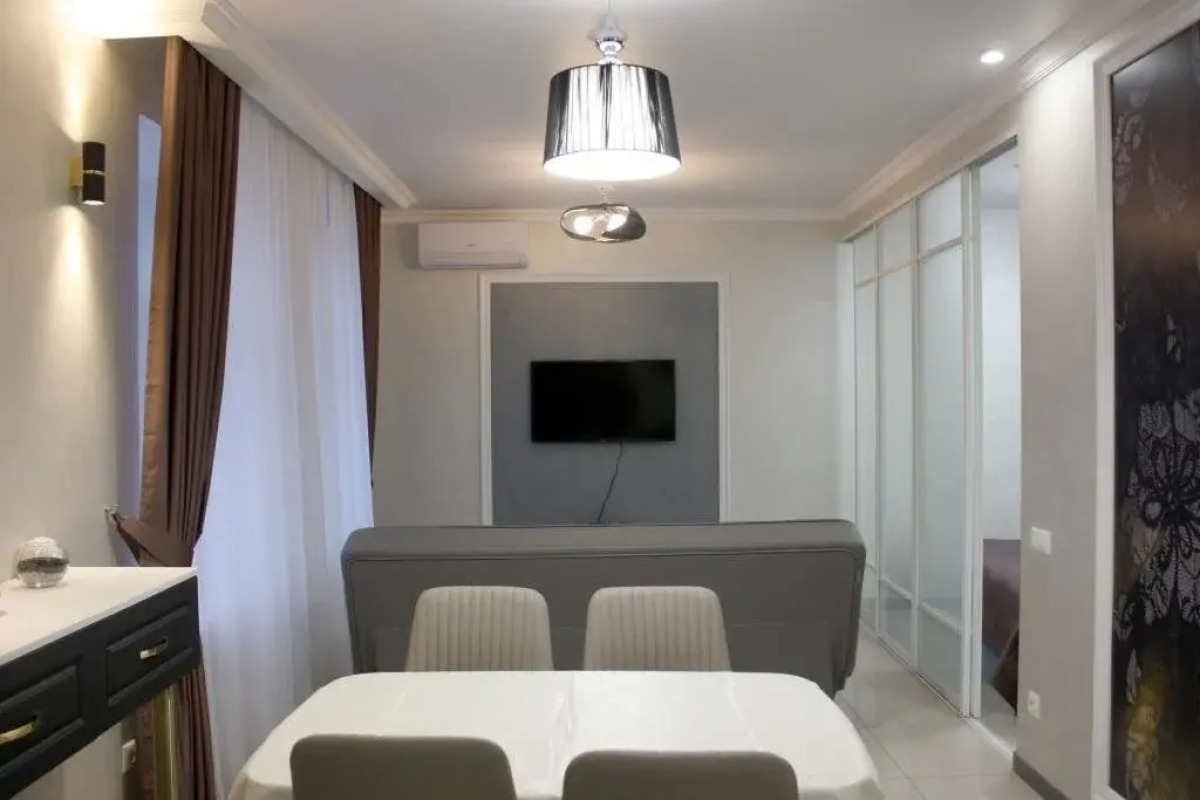 Апартаменты на Демонстрации Классика