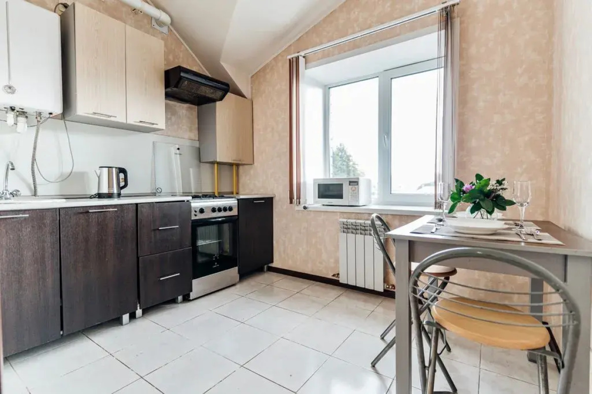 Апартаменты на Каракозова 10