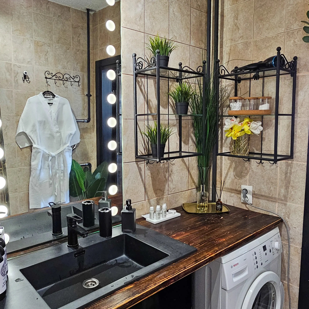 Апартаменты Черная Студия