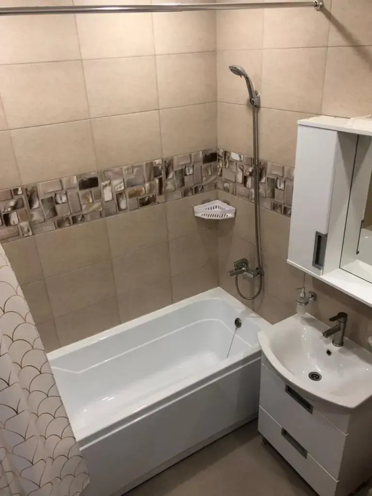 Апартаменты 1  НСК на Немировича -Данченко 158