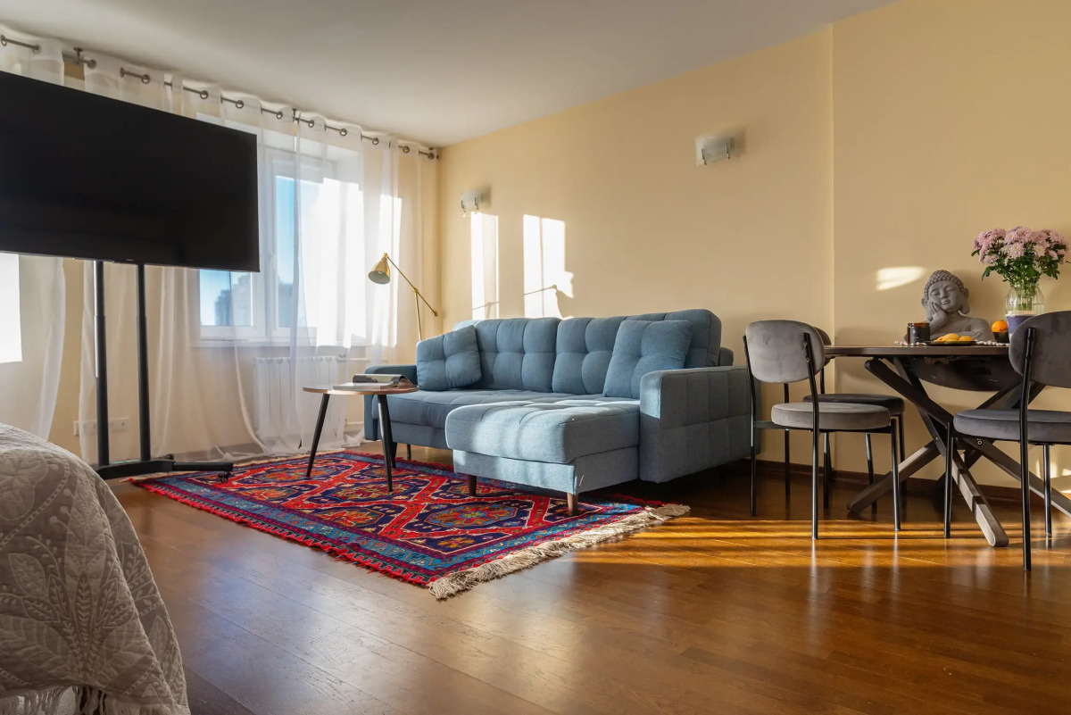 Квартира с балконом на Новослободской