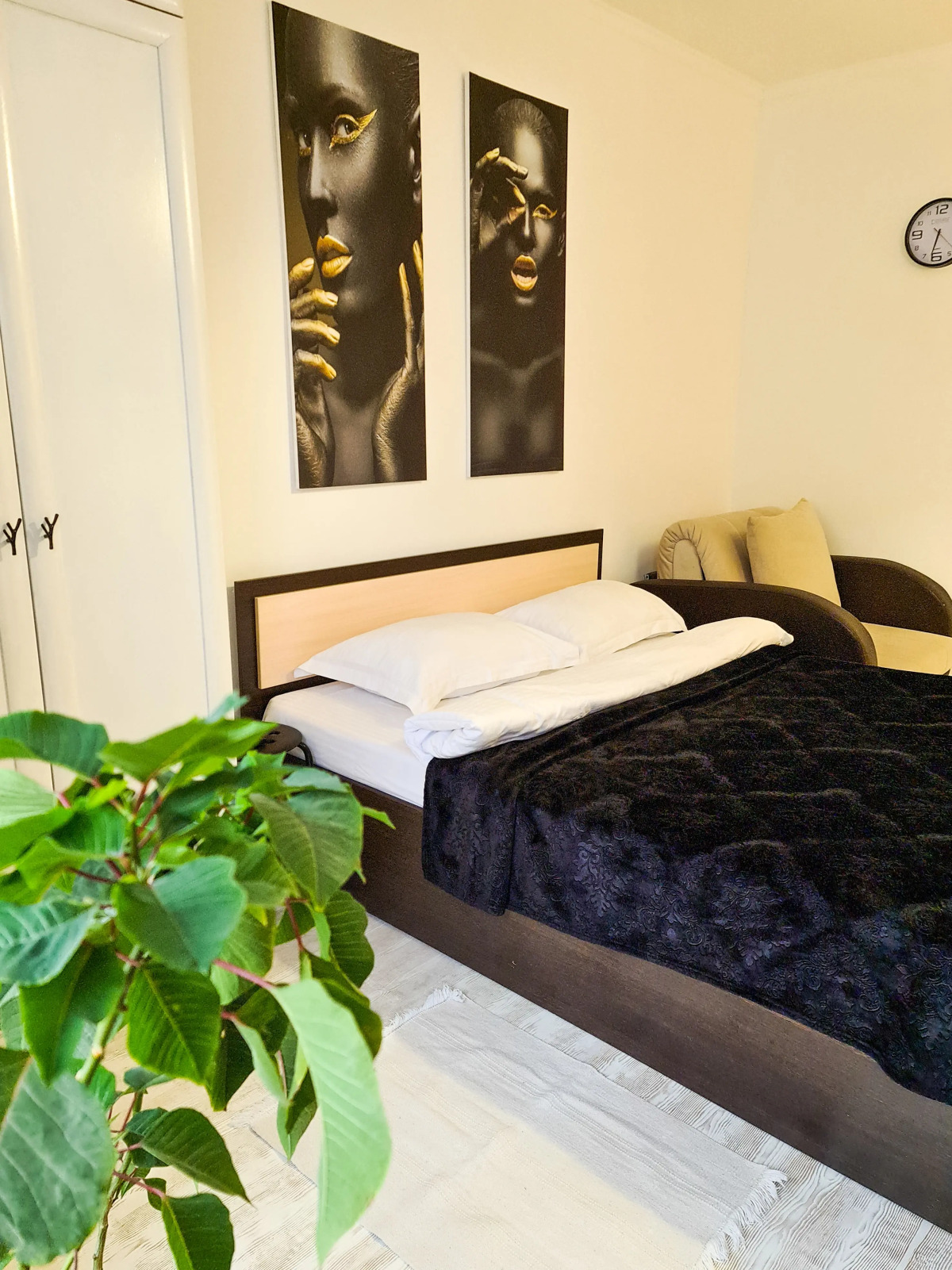 Апартаменты  Геологоразведчиков 16