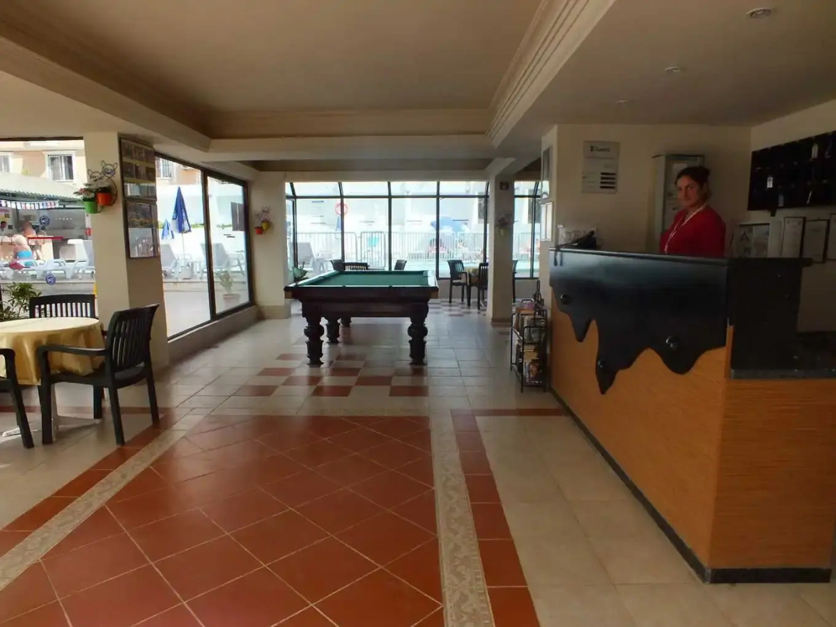 Апарт-Отель Tuntas Suites Altinkum