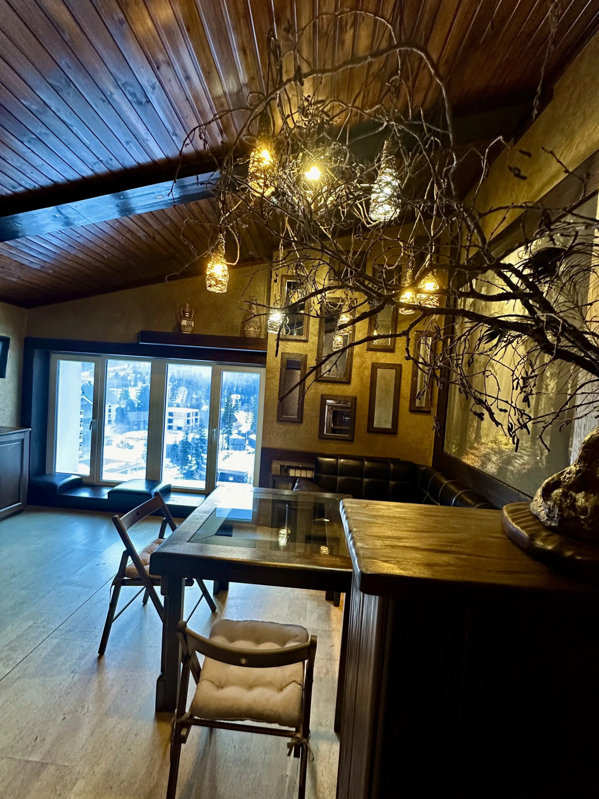 Квартира на Аланской, 25 "Пентхаус"