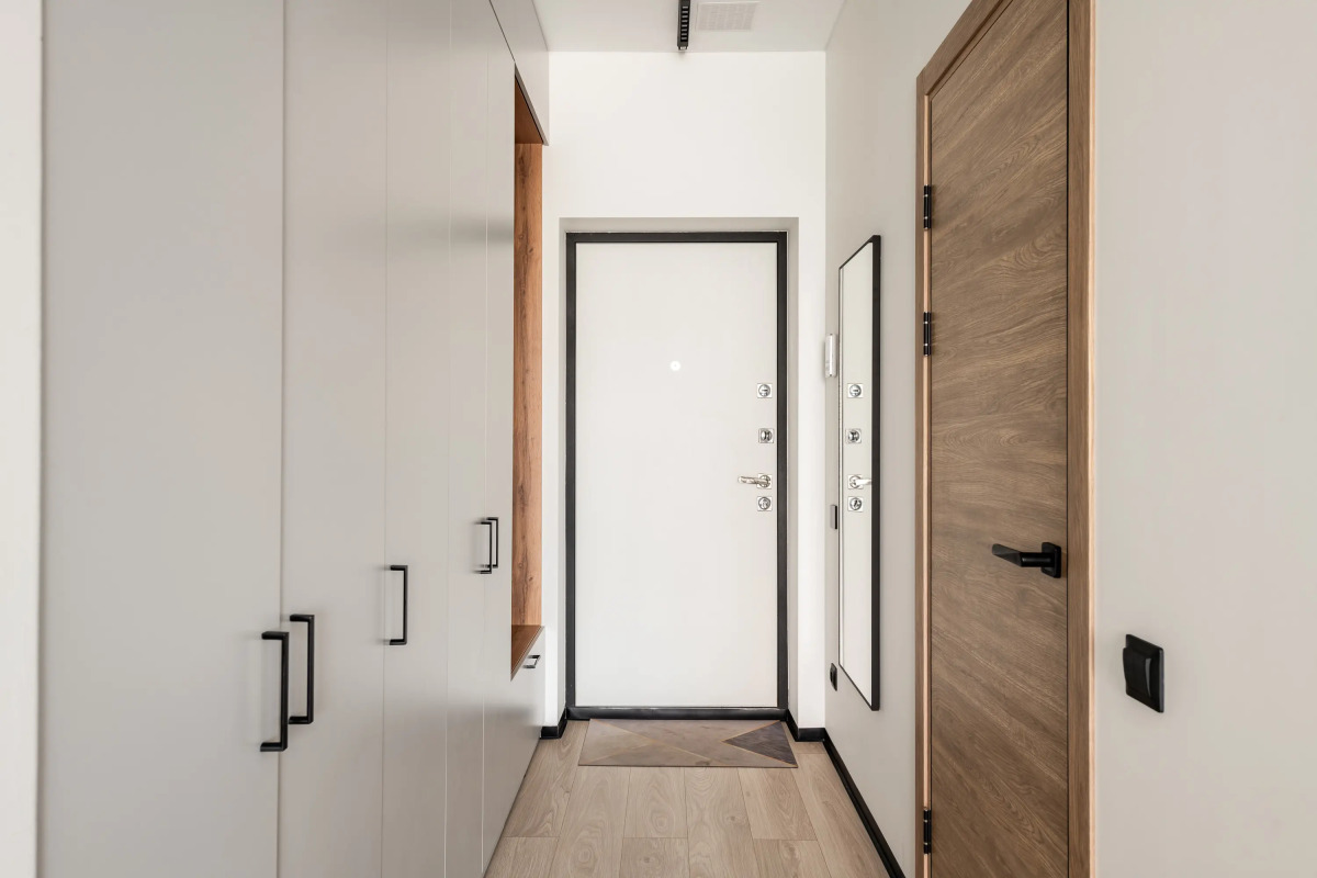 Квартира С Подиумом и выдвижной кроватью дизайнерская