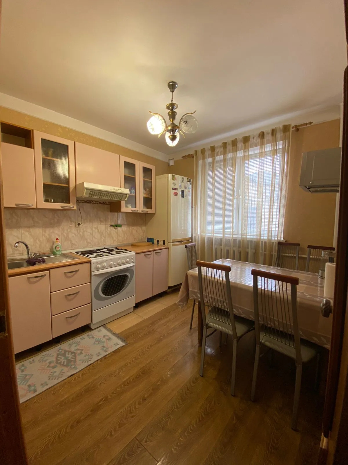 Дом Двухэтажный в центре