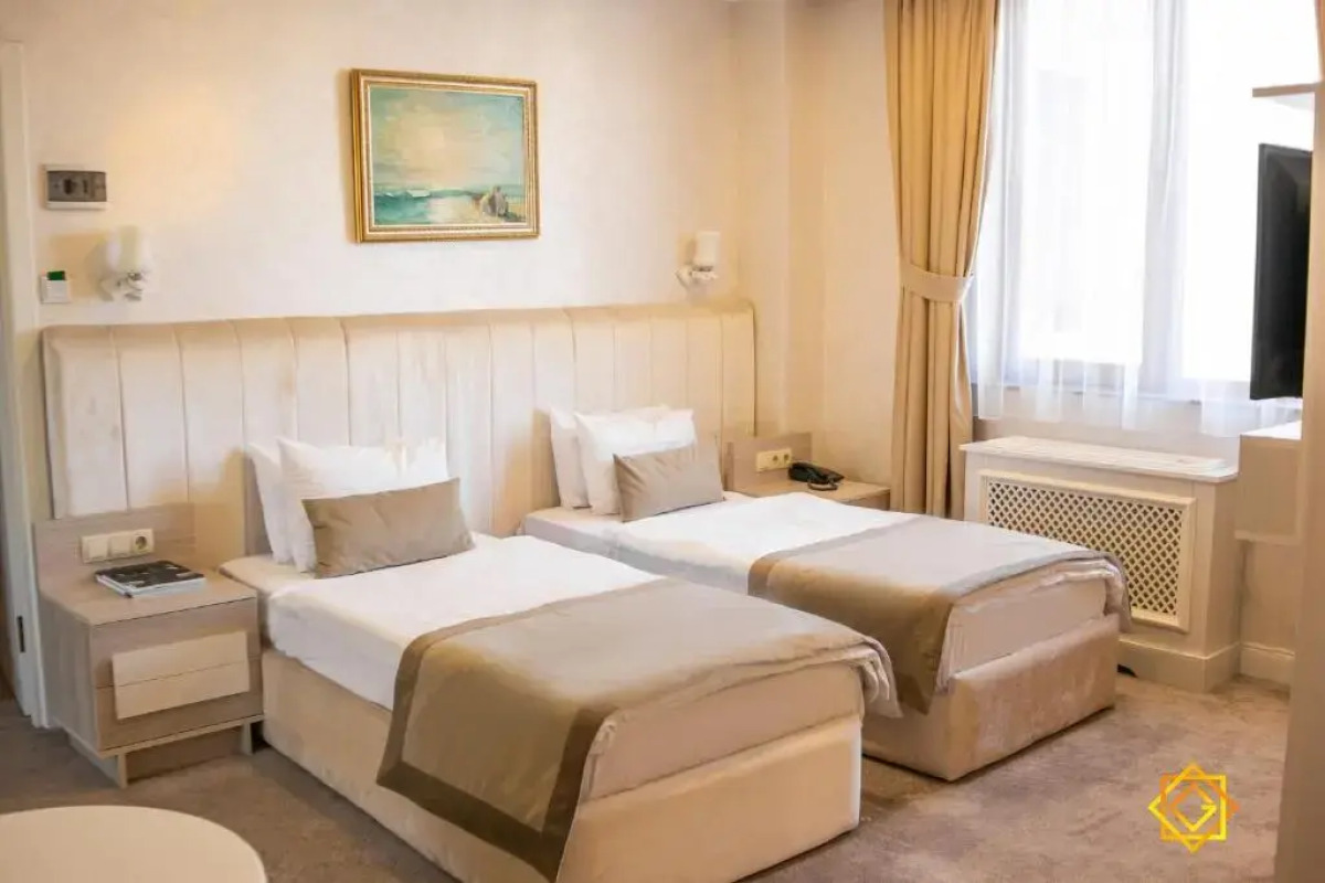 Отель Ganjali Plaza