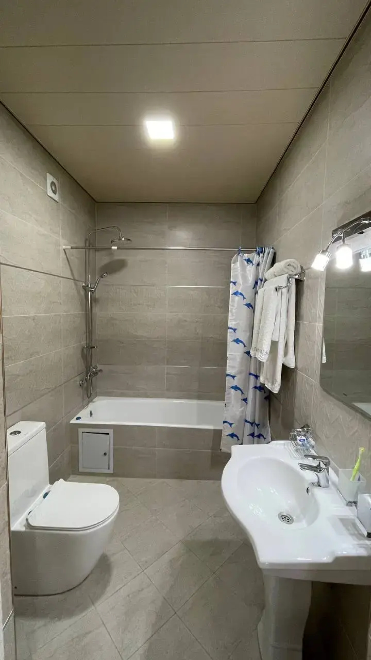 Отель Izumrud Palace