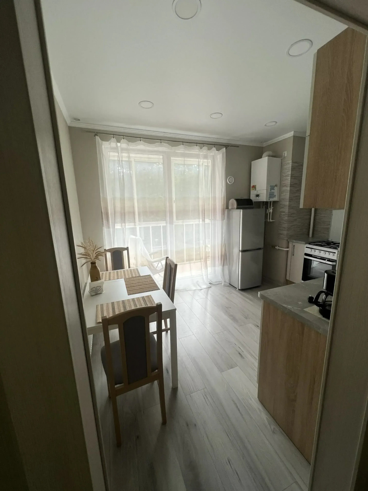 Апартаменты с видом на сосновый лес