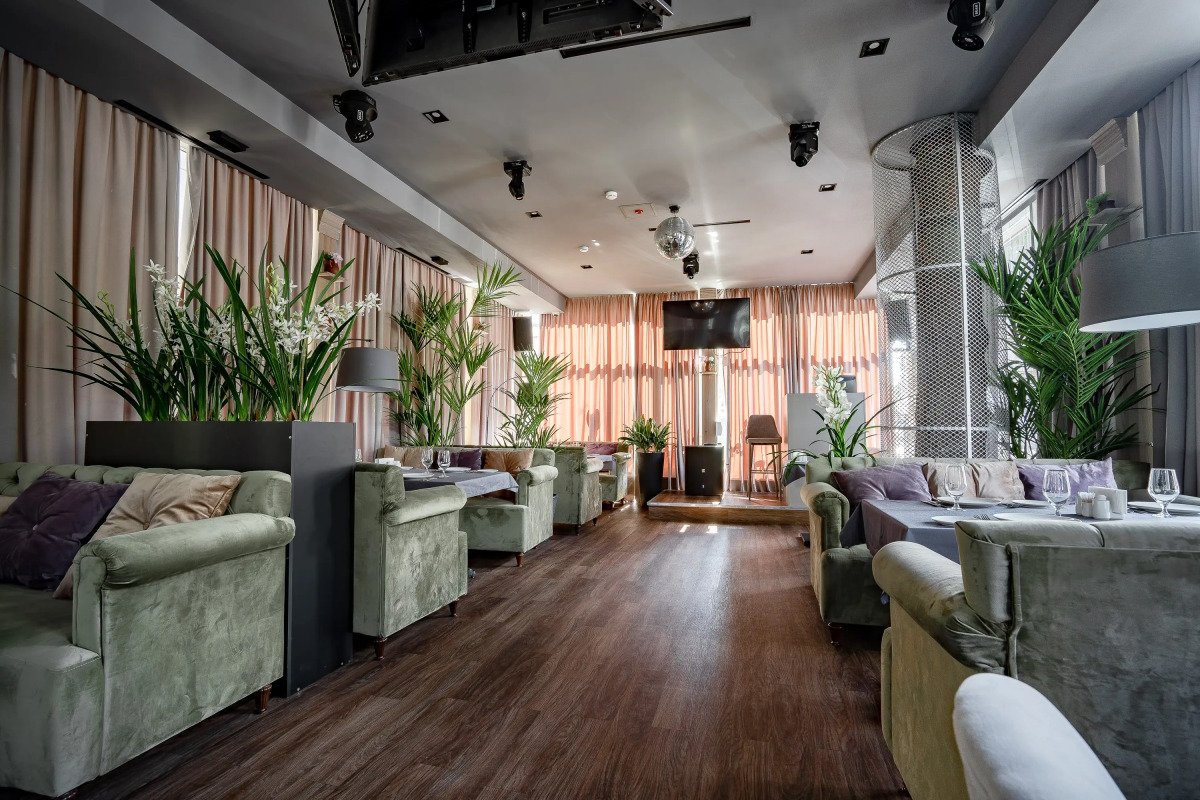 Отель Imperial Palace