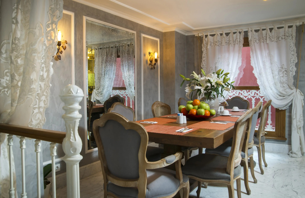 Отель Amofta Boutique