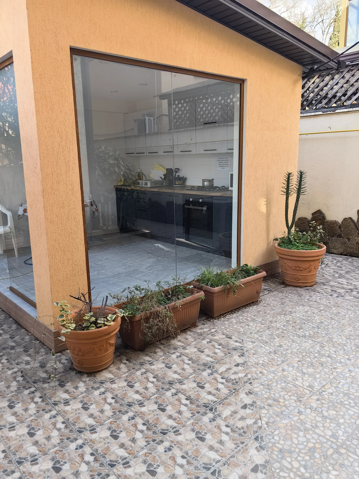 Гостевой Дом Лаура