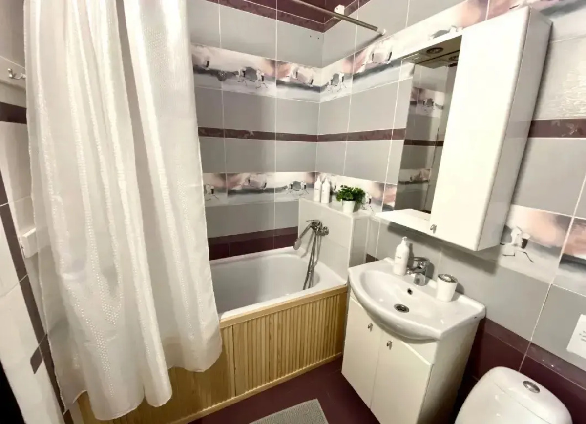 Квартира возле Самолёта