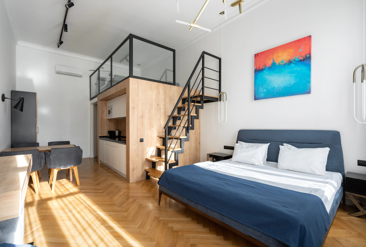 Меблированные комнаты F12