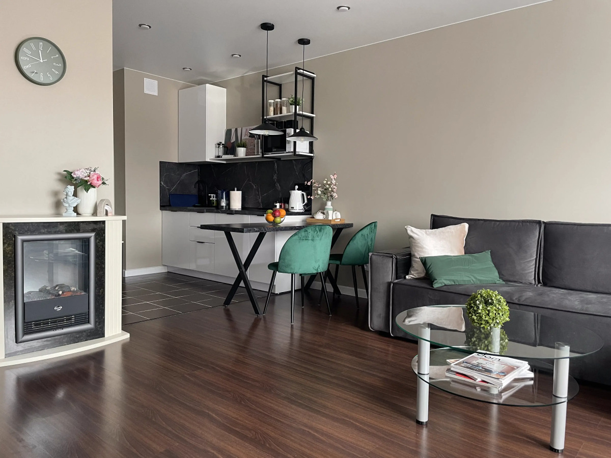 Апартаменты Argentum Home Авиаторов 64