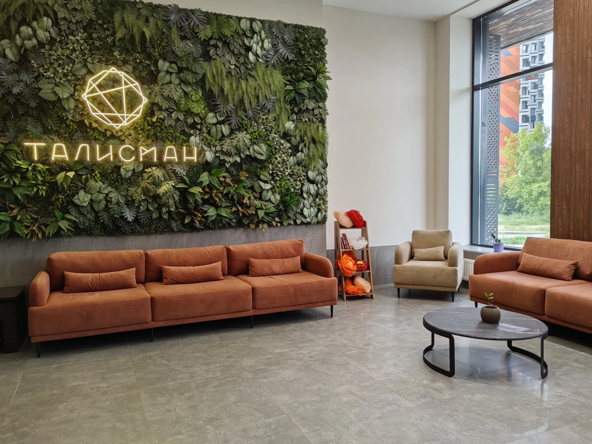 Квартира Яркая студия в 4 минутах от метро. Бесконтактное заселение