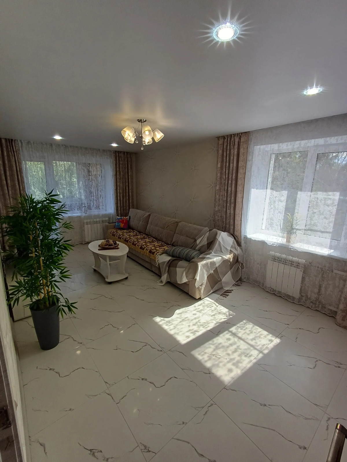 Апартаменты Чайка House на Гагарина 214