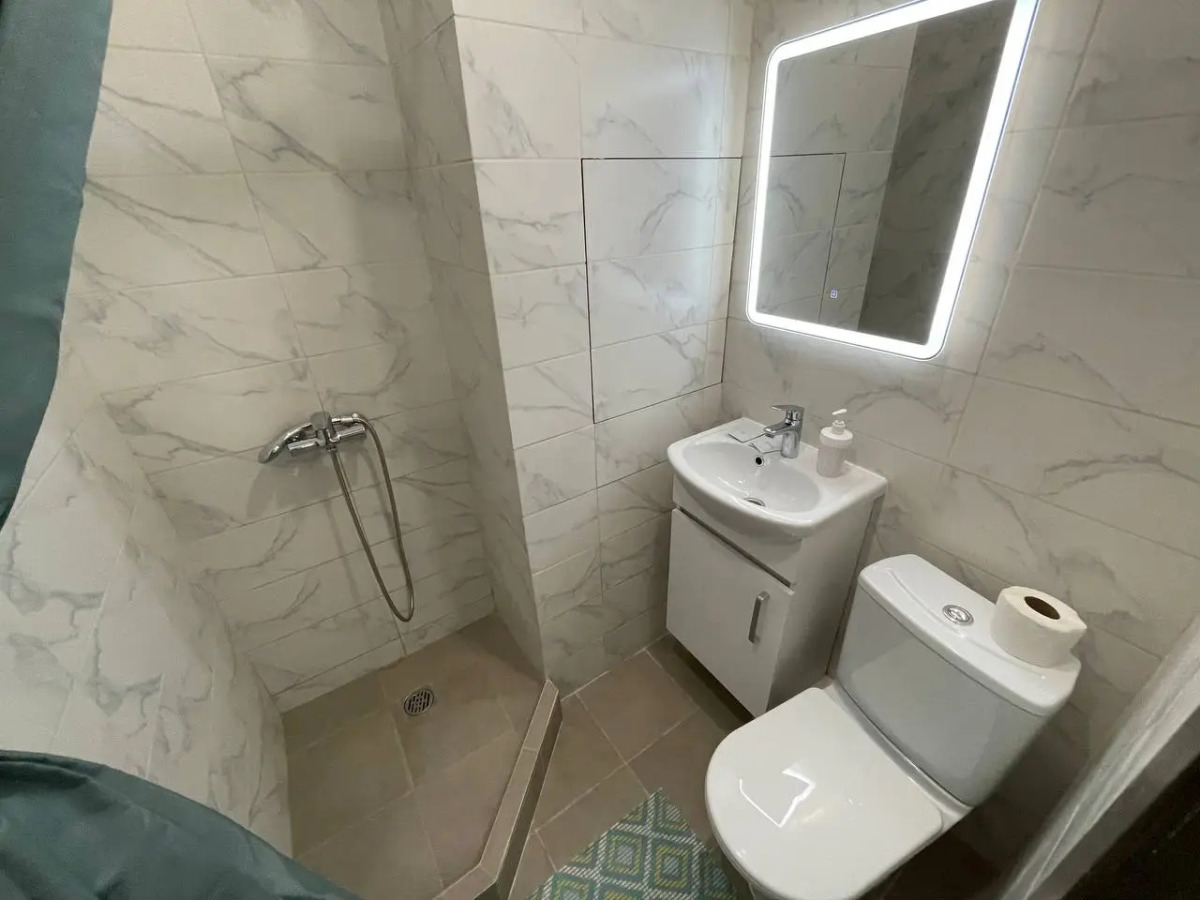 Апартаменты MAXI на Народная 23