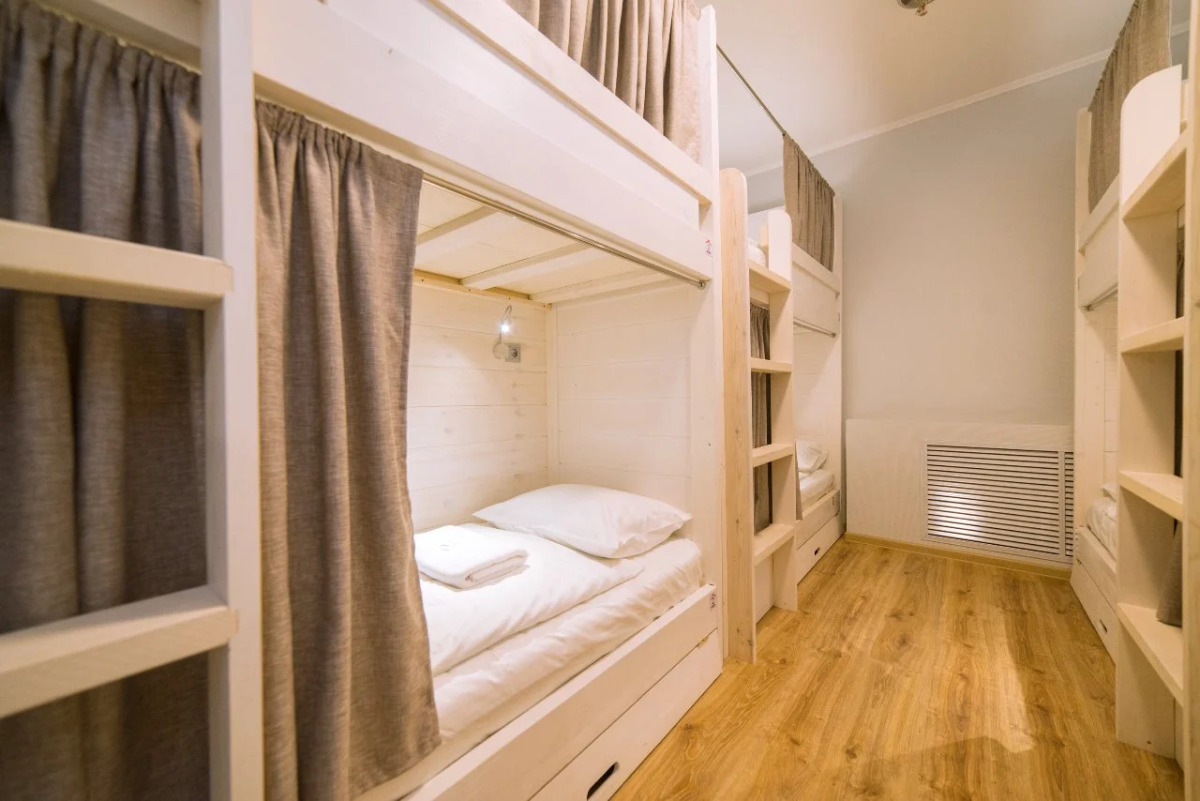 Хостел Изба