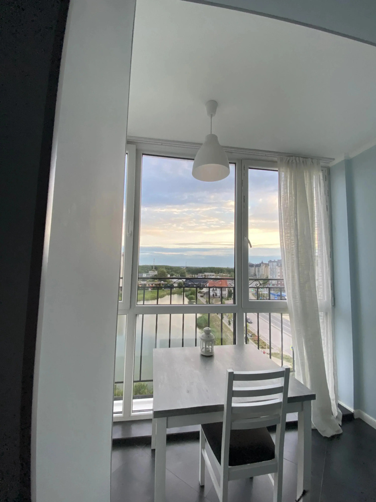 Апартаменты с видом на пруд