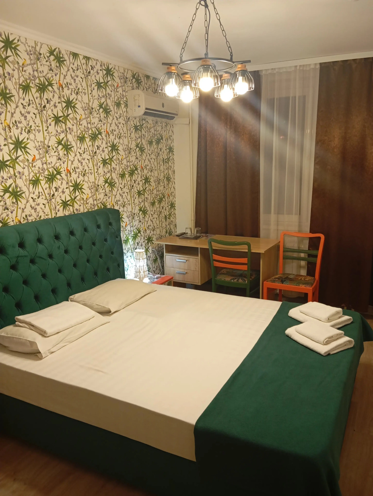 Отель Мажор