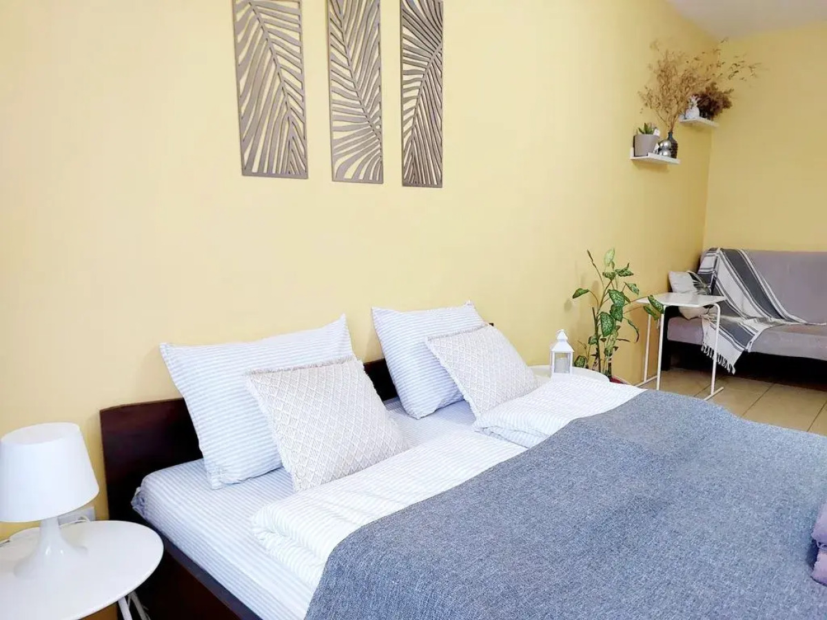 Апартаменты Солнечные в Спальном Районе