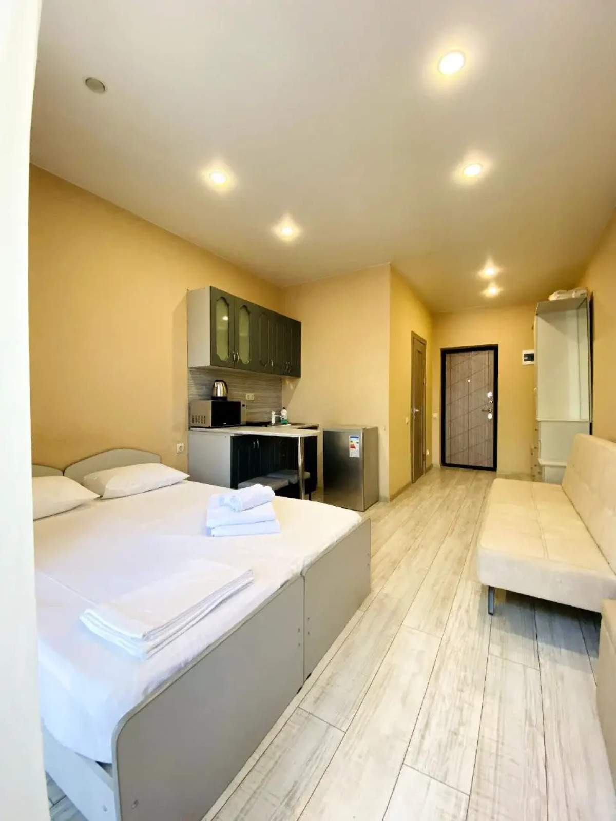 Апартаменты Marlen Apart ЖК Мадрид Парк 2 с бассейном