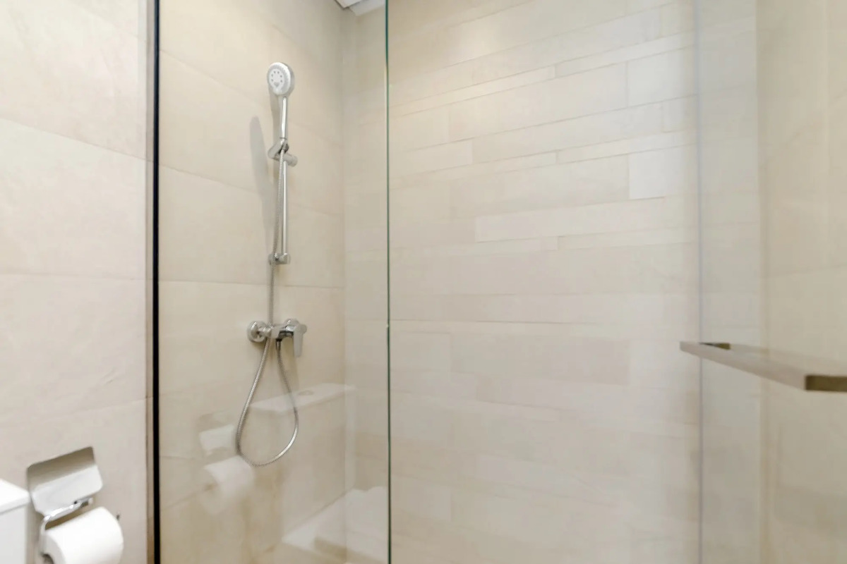 Апартаменты Modern studio in Azizi Riviera