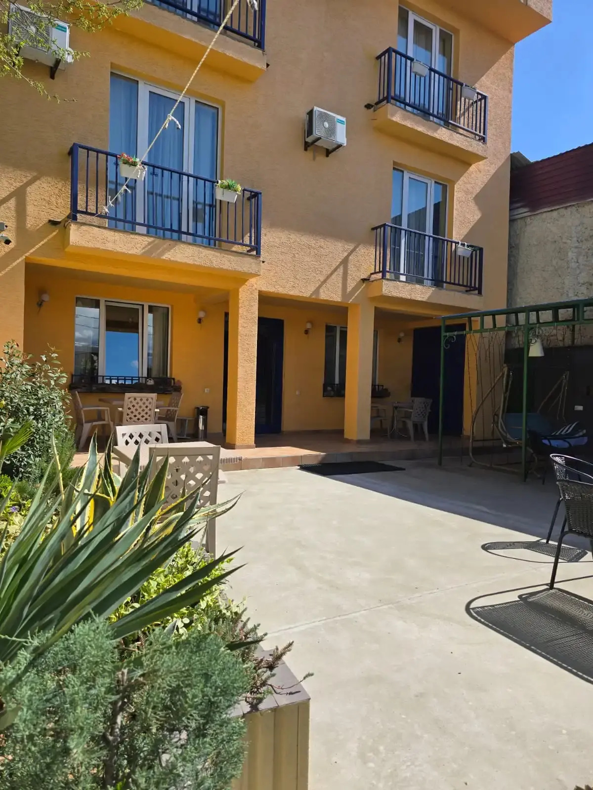 Отель Nutsa in old Tbilisi