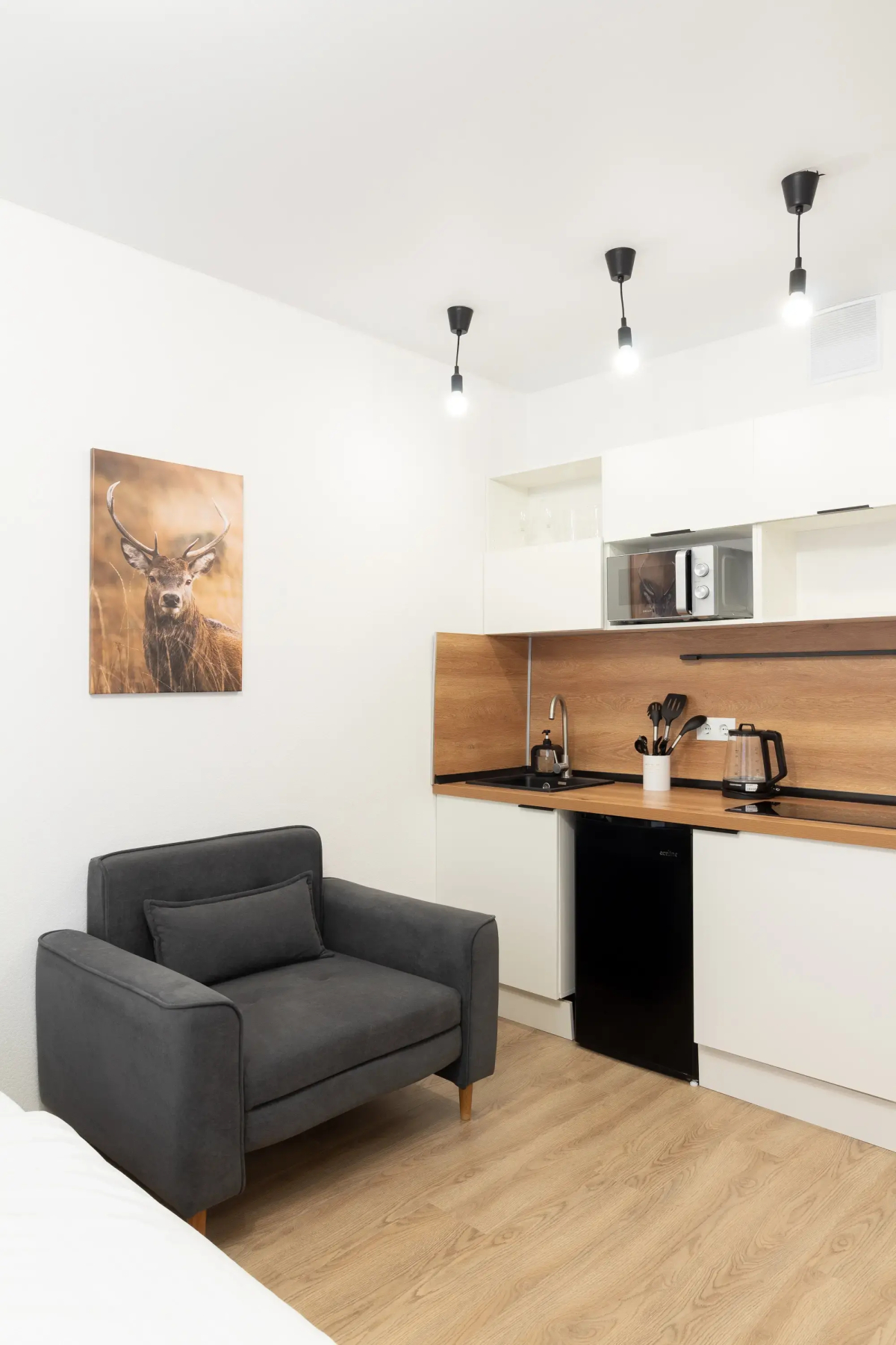 Апартаменты студия в жилом кoмплексе Mитинский лeс в Моcквe